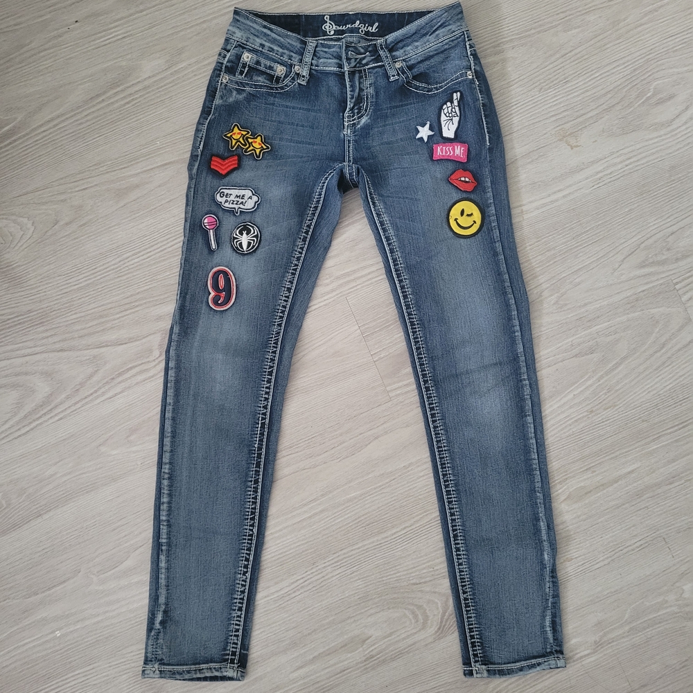 Embroidered Blue Jeans with Patches